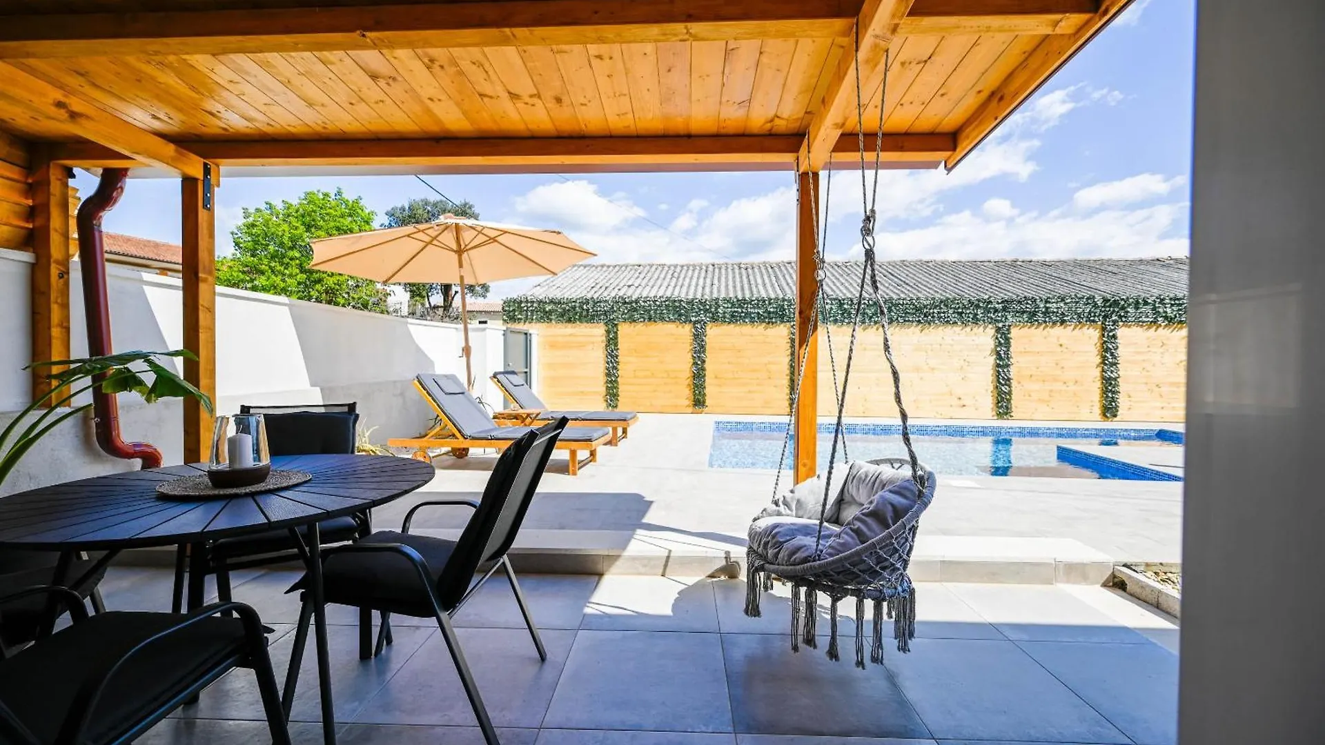 Holiday Home Kapela Tomisici 0*,