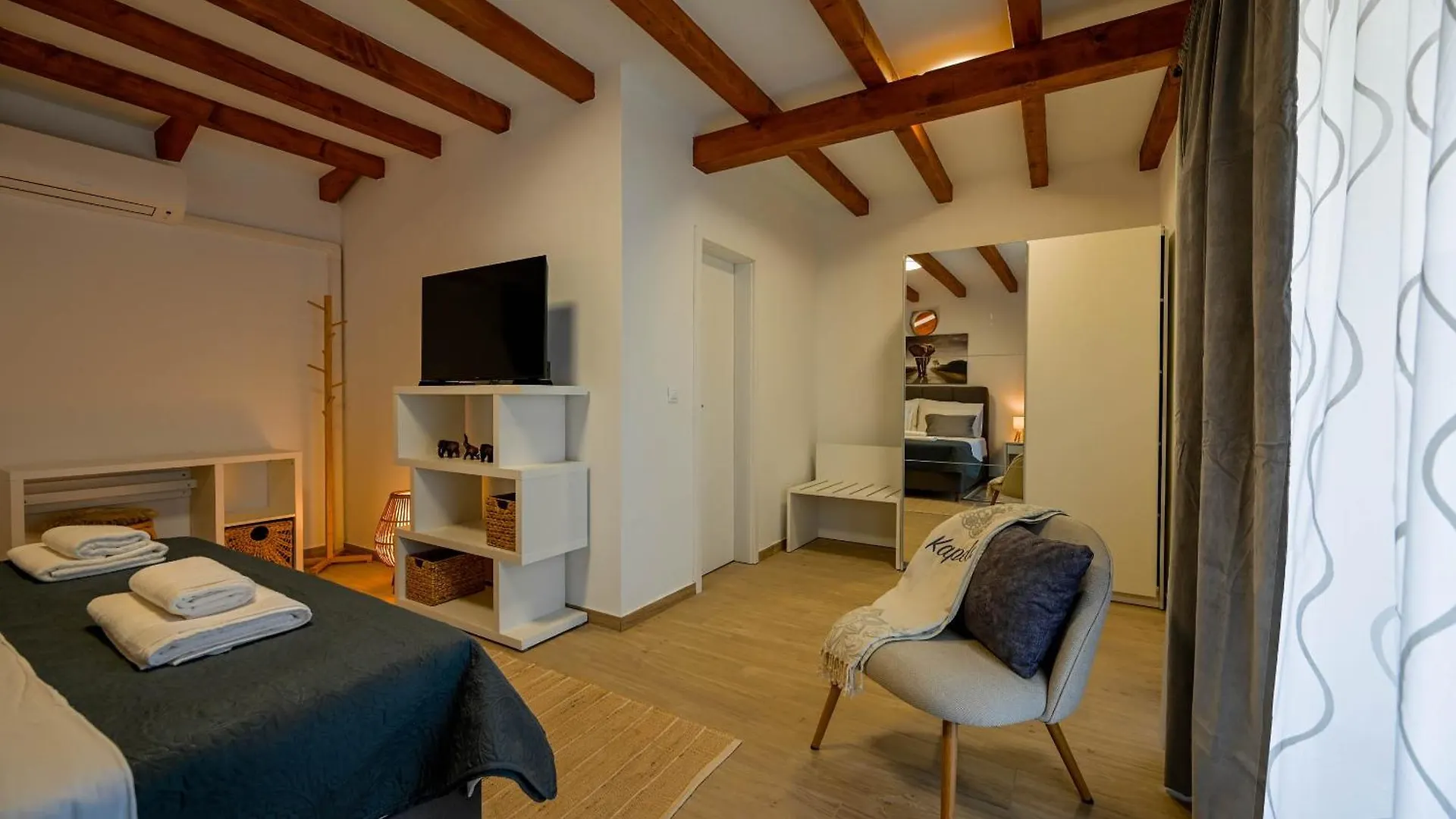 Holiday Home Kapela Tomisici Croatia